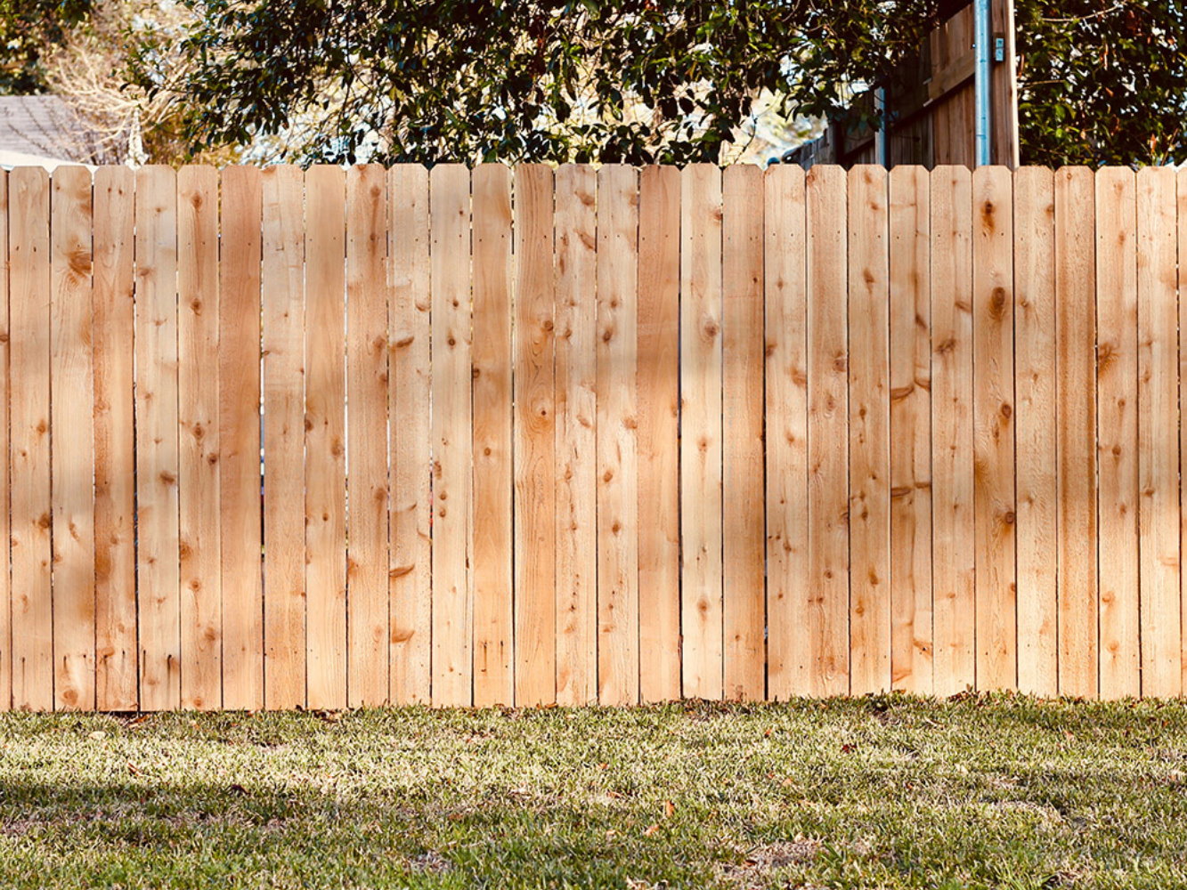 Baxley GA stockade style wood fence